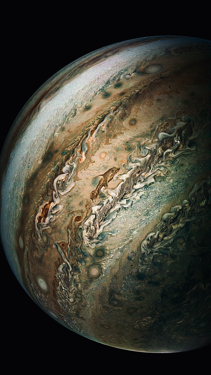12 Amazing Images of Jupiter